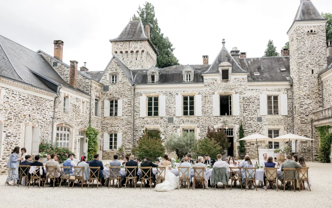 Hannah and Guy wedding at Chateau d’Oche